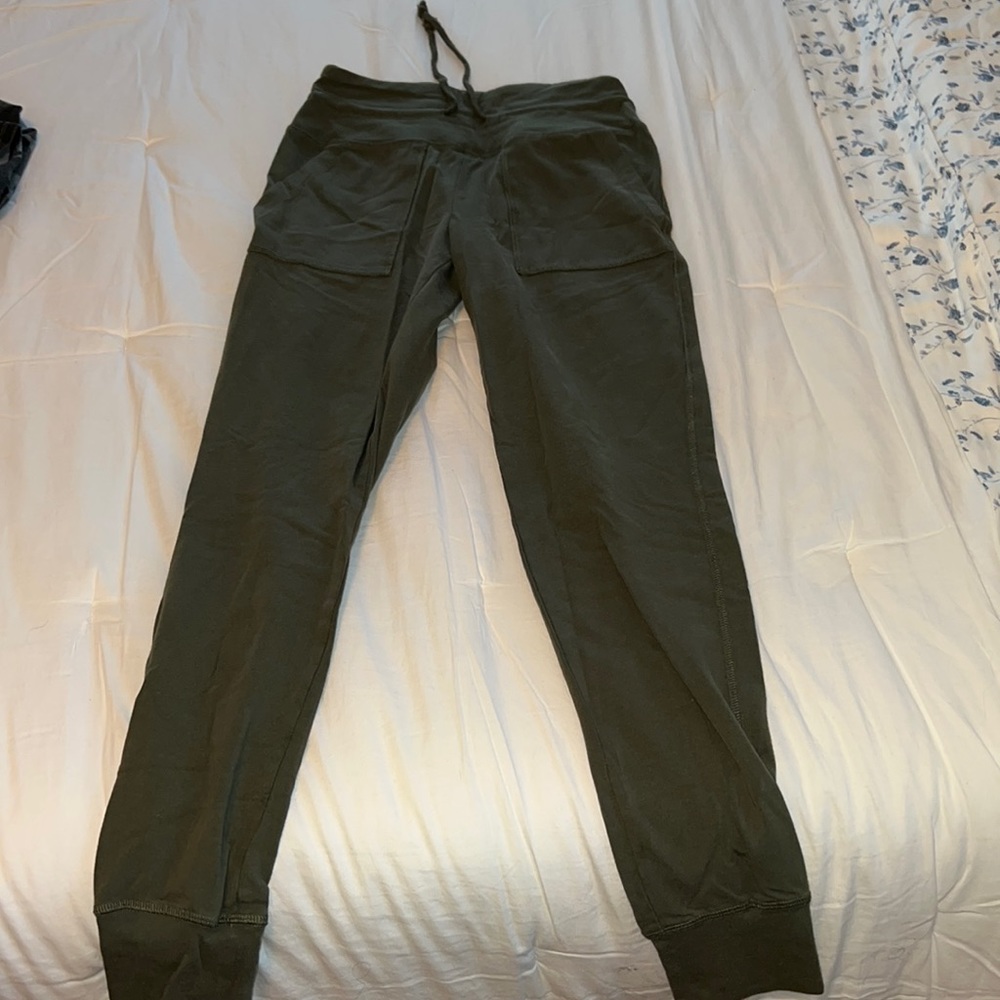 GREEN COMFY PANTS